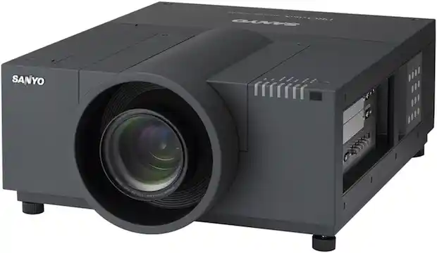Pronájem projektoru SANYO PLC-XF1000